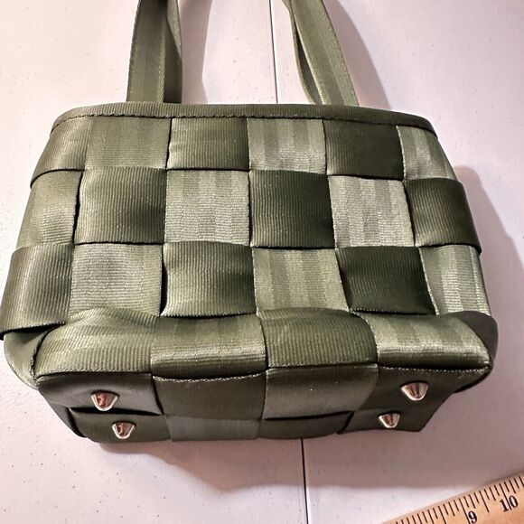 Seatbelt bag Handbags - The Original Seatbelt Bag Womens Purse Woven Olive Green 8" x 7.5" Bottom